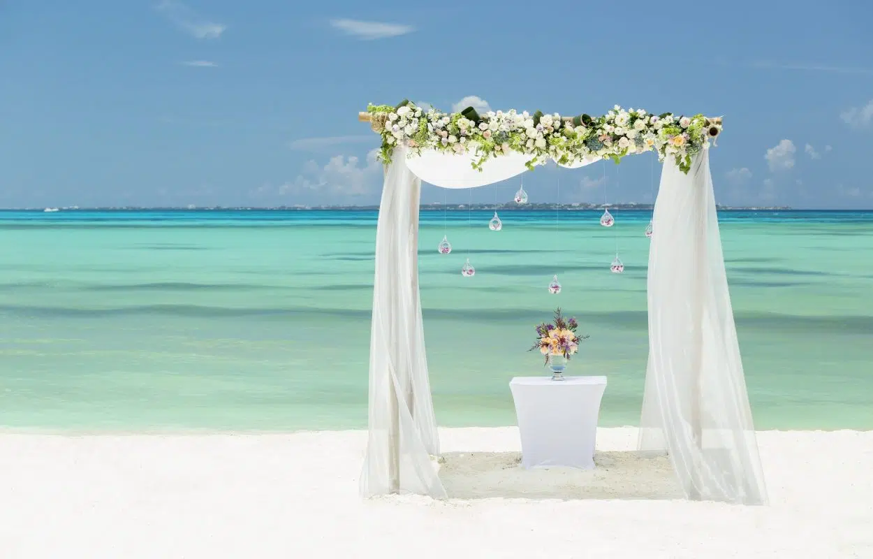 beach wedding